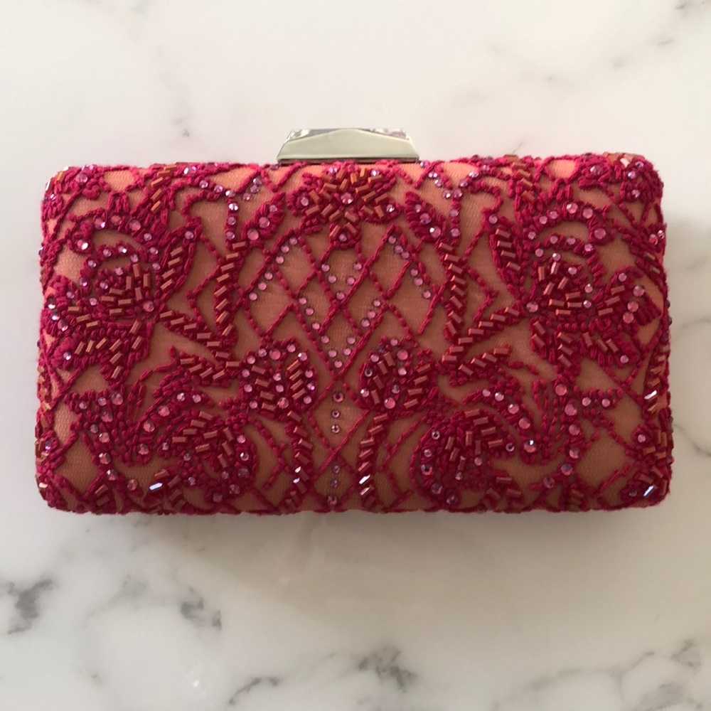 Beautiful Tadashi Shoji Clutch Bag! Worn only once (excellent condition).